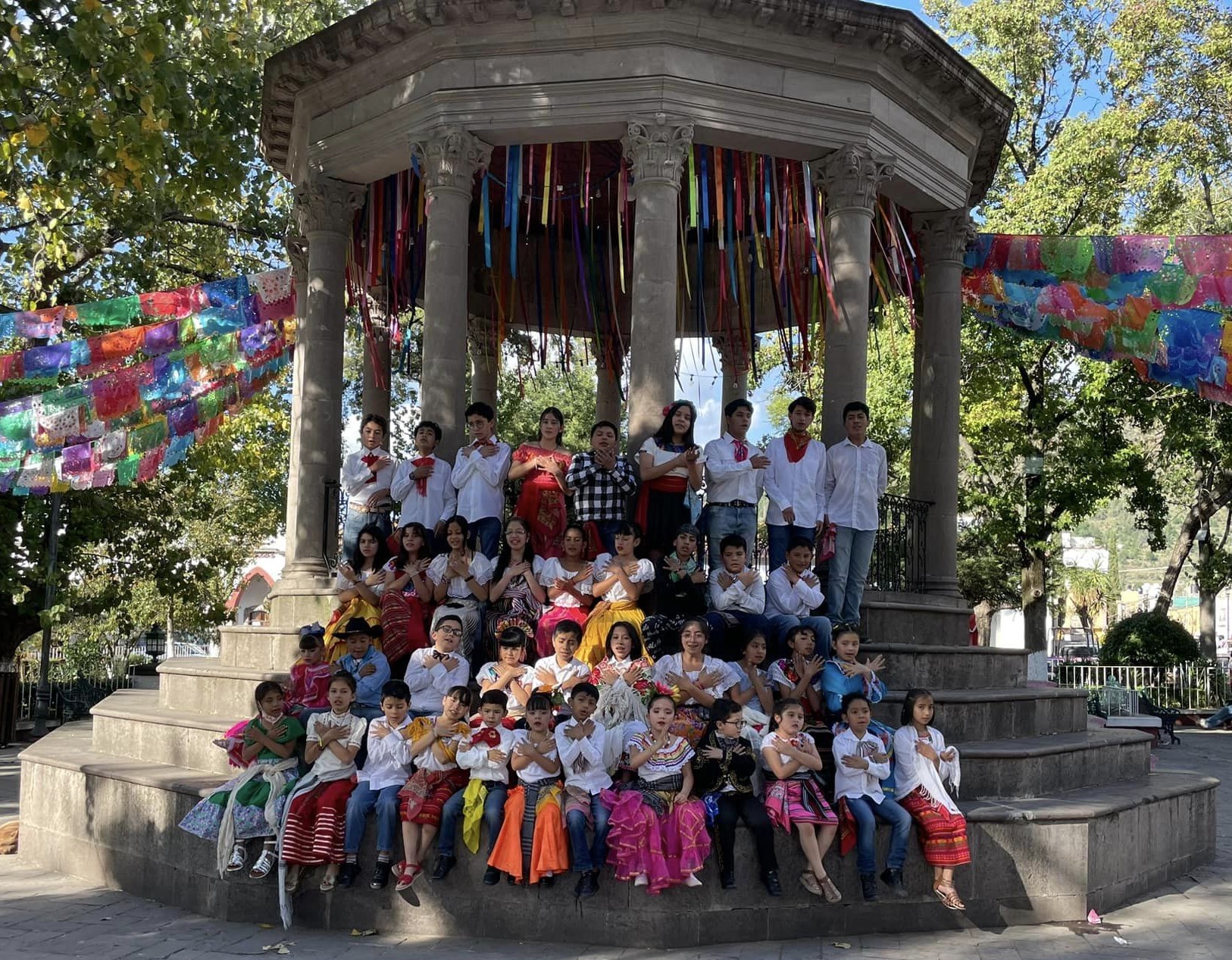 Actividad Cultural Comunitaria: Encuentro del Semillero Coro comunitario en movimiento 